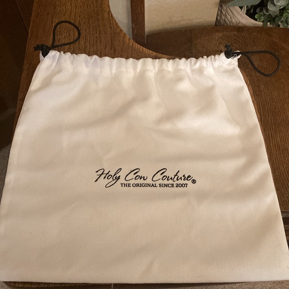 Holy Cow Couture Sassy Mini Classy Cowgirl with Dust Bag NWOT - Picture 5 of 5